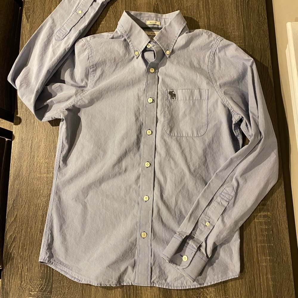 EUC Abercrombie & Fitch Button Down Muscle Shirt new condition worn once med men